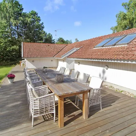 Holiday home Erly - 500m From The Sea In Sealand By Interhome