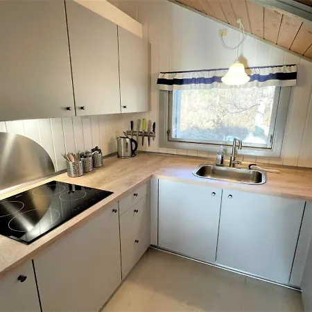 Holiday home Erly - 500m From The Sea In Sealand By Interhome *